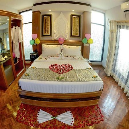 Shwe Taung Tan Hotel - Lake View Monywa Exterior foto