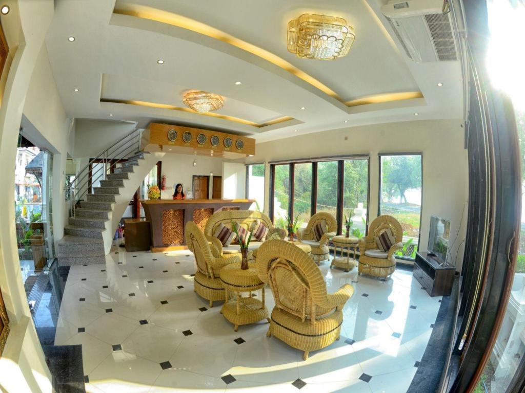 Shwe Taung Tan Hotel - Lake View Monywa Exterior foto