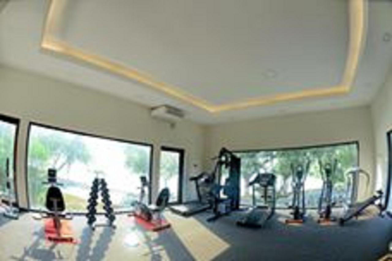 Shwe Taung Tan Hotel - Lake View Monywa Exterior foto